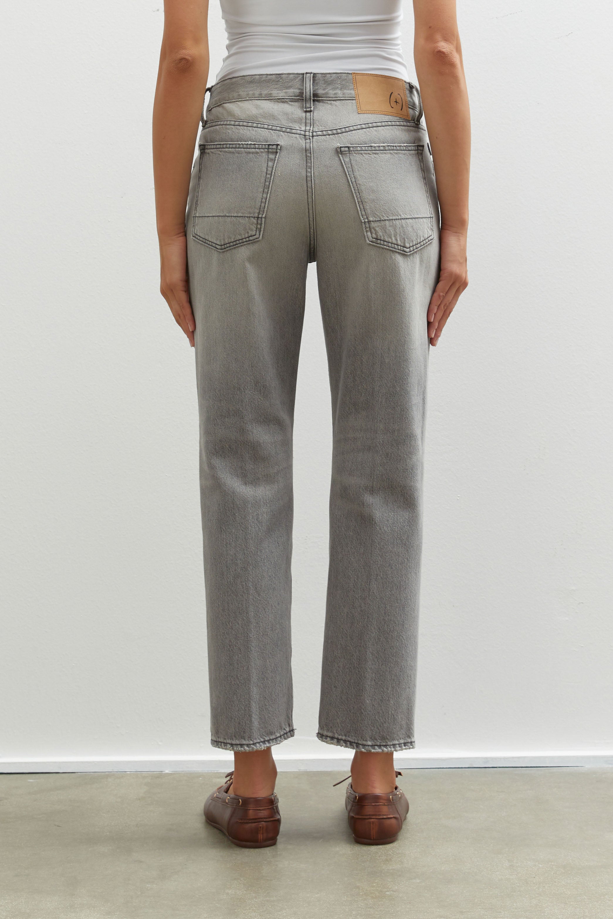 CECILIA GREY BLEACH